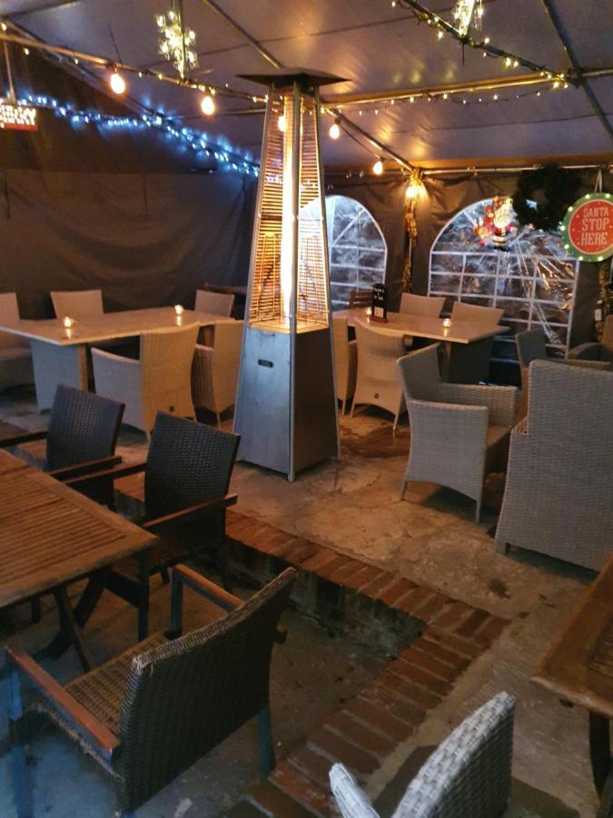 Halfway House Inn Kingsand 외부 사진